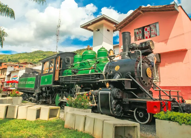 El Colombiano | La Locomotora 8 vuelve a rodar en el nordeste